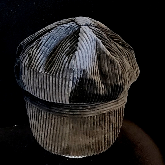Asone Accessories - Vintage Corduroy Baker Boy Hat NWT
